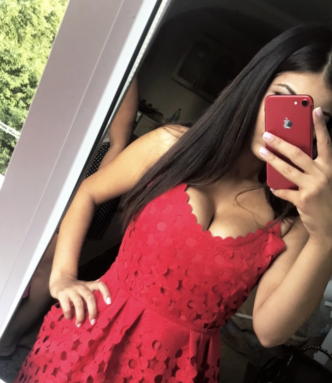 Карина привлекальеная девушка из Кинешмы цена от 3500 руб