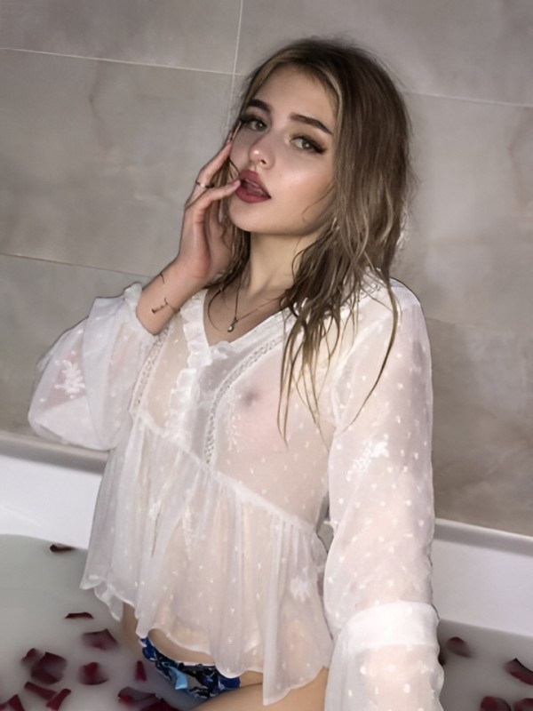 Алиана привлекательная девушка из Кинешмы цена от 1500 руб