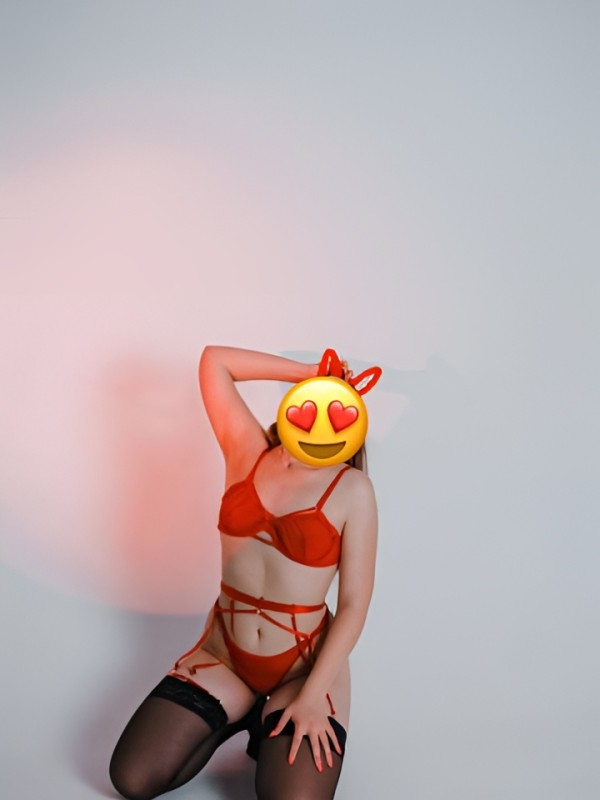 Амина привлекательная девушка из Кинешмы цена от 2500 руб