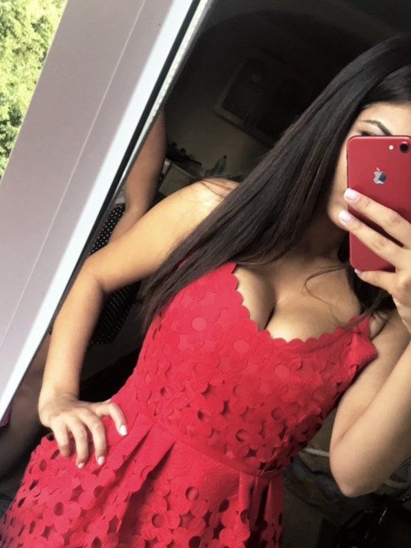 Карина привлекательная девушка из Кинешмы цена от 3500 руб