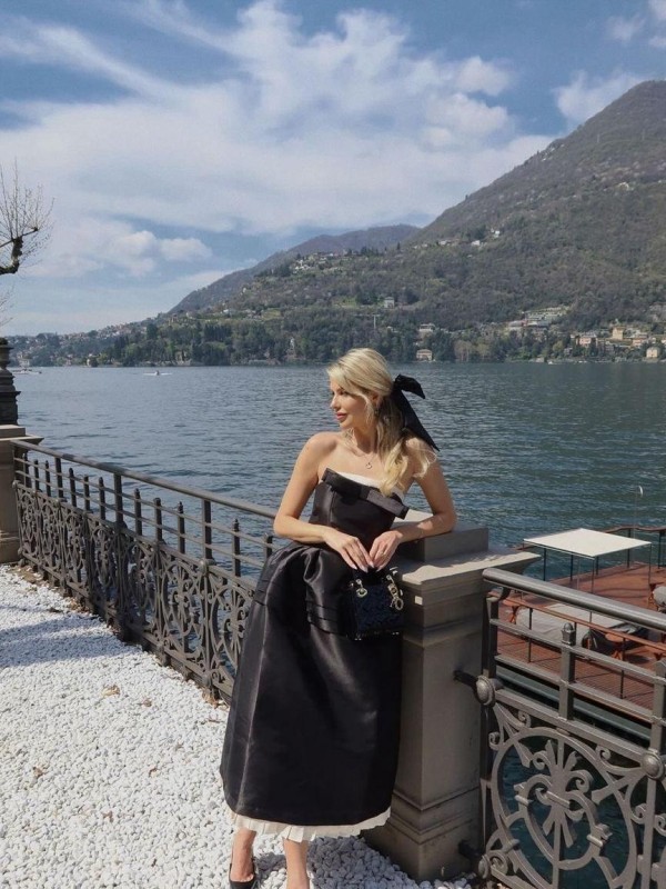 Настя привлекательная девушка из Кинешмы цена от 6000 руб