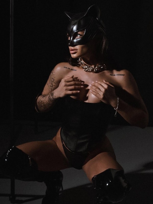 Маруся привлекательная девушка из Кинешмы цена от 8000 руб